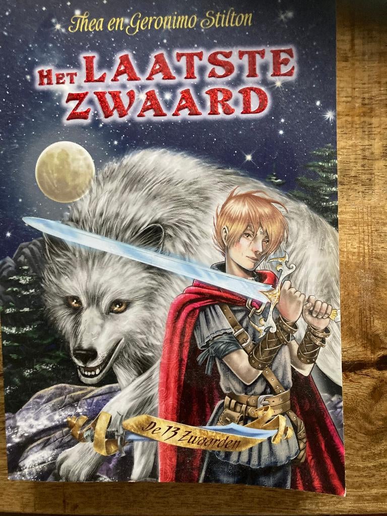 Boek Thea en Geronimo Stilton – Het laatste zwaard, Ophalen of Verzenden, Zo goed als nieuw, Diverse Auteurs, Fictie