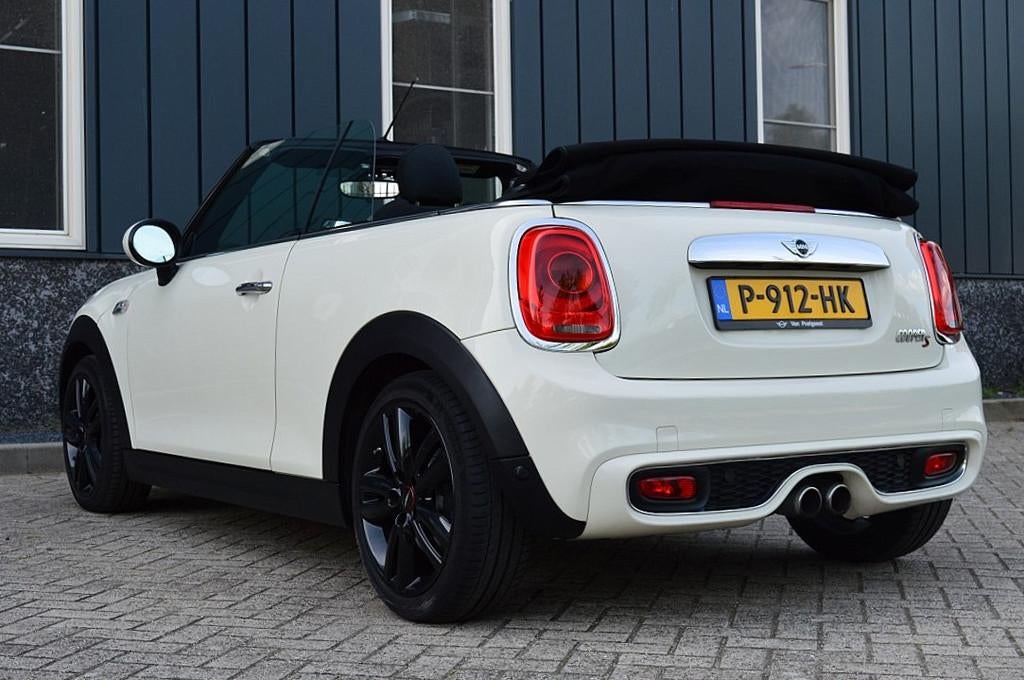 MINI Cabrio 2.0 Cooper S Chili Rijklaarprijs-Garantie Naviga, Auto's, Mini, Gebruikt, 4 stoelen, Leder en Stof, Wit