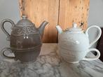 Twee theepotjes, Antiek en Kunst, Antiek | Servies compleet, Ophalen