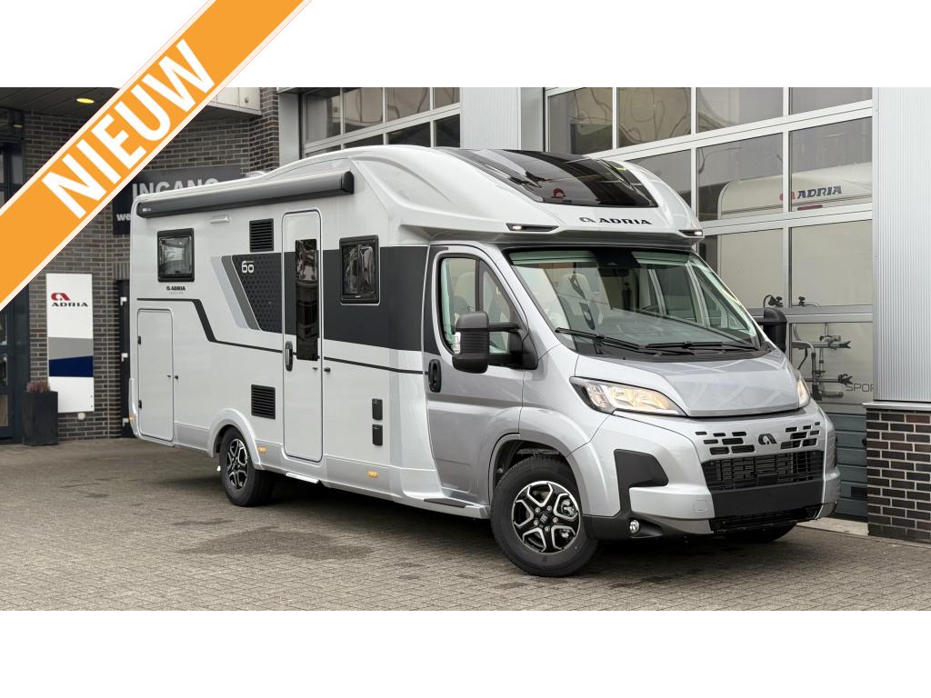 Adria Coral 670 DL 60 Jaars Editie, Caravans en Kamperen, Campers, Automaat, Fiat, Diesel, Tot en met 3