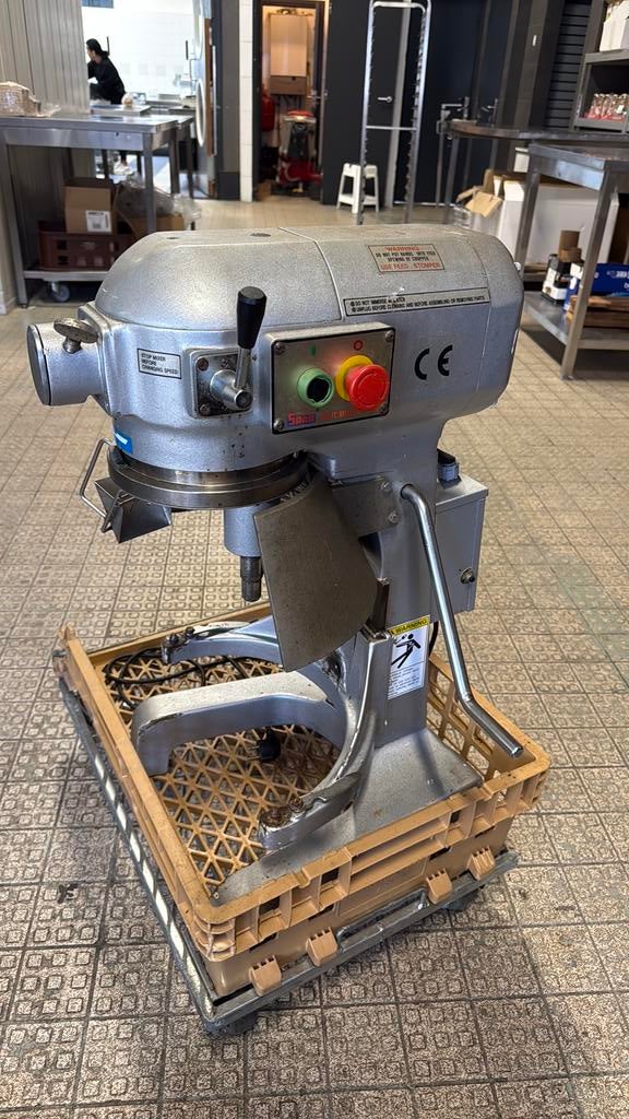 Planeetmenger, Ophalen, Zo goed als nieuw