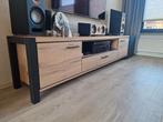 Modern TV-meubel - 210cm breed, 50cm hoog, 41cm diep, Modern, Industrieel, Zo goed als nieuw, 200 cm of meer, Minder dan 100 cm