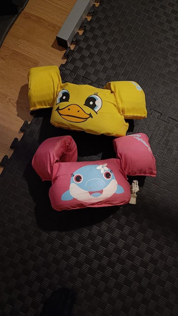 2x Puddle Jumper zwemvestjes - Eend en Dolfijn, Ophalen of Verzenden, Gebruikt