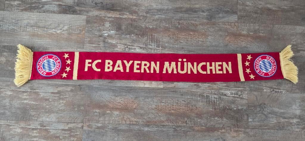 Sjaal FC Bayern Munchen, Ophalen of Verzenden, Zo goed als nieuw, Buitenlandse clubs, Vaantje of Sjaal