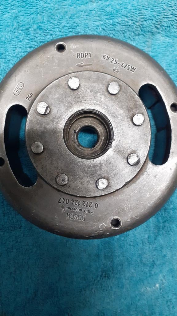 Orginele Verzwaard  bosch vliegwiel..., Fietsen en Brommers, Ophalen of Verzenden, Blok