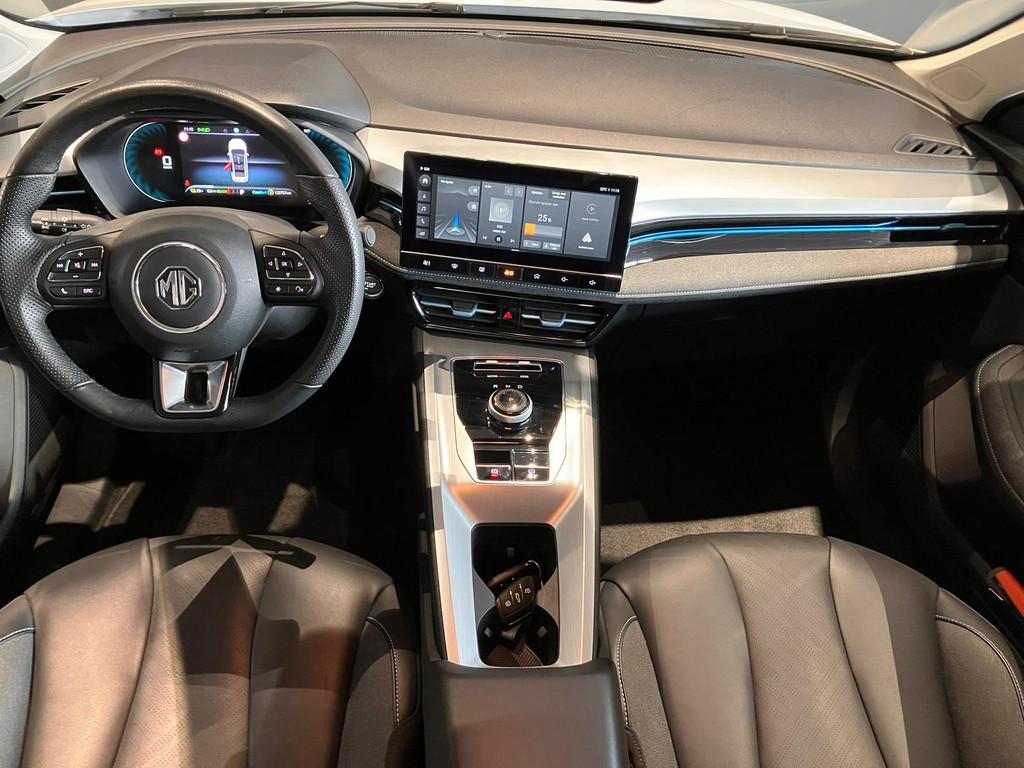 MG 5 Long Range Luxury 61 kWh, Auto's, MG, 12 maanden, Gebruikt, 156 pk, 375 min
