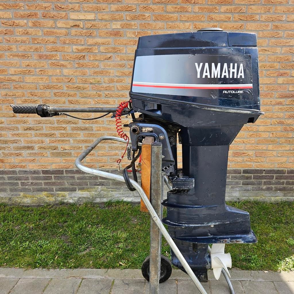 Yamaha 30 pk 2 takt, electrisch gestart, op knuppel, Ophalen, Gebruikt, Onbekend, Onbekend