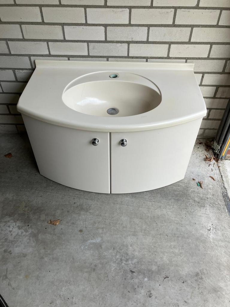 Badmeubel gratis, Gebruikt, 100 tot 150 cm, Wastafelkast, 25 tot 50 cm