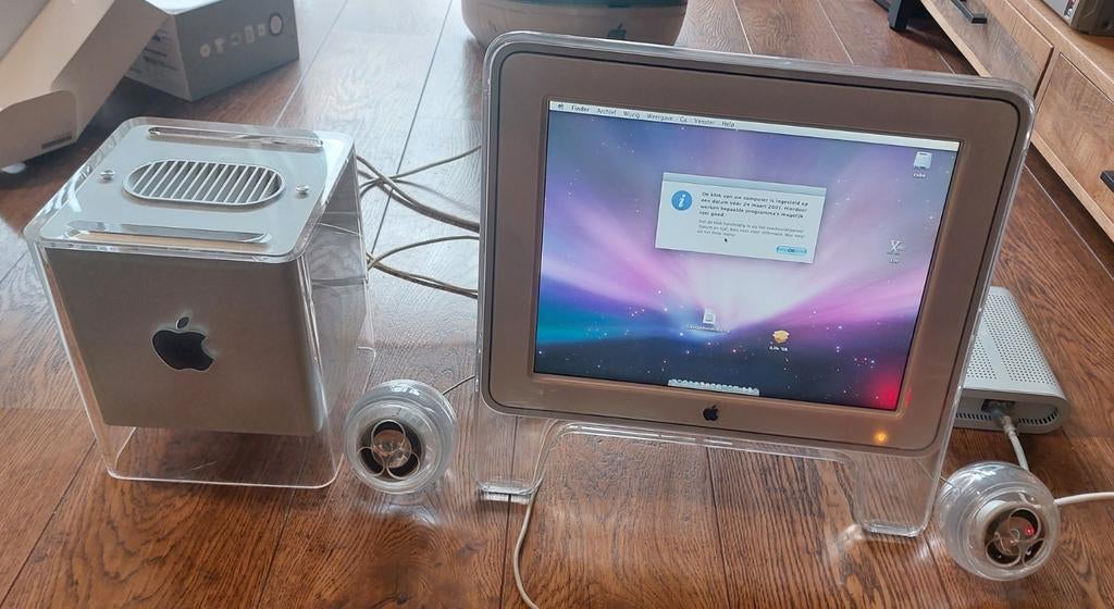 Vintage Apple G4 Cube Compleet met Studio Display, Gebruikt, Minder dan 4 GB, Minder dan 2 Ghz, Onbekend