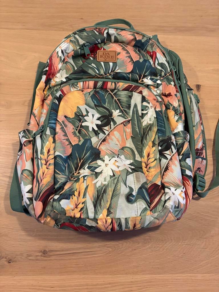 Rugzak middelbare school - laptopvak en meerdere vakken, Gebruikt, 25 tot 40 cm, Ophalen of Verzenden, Overige merken