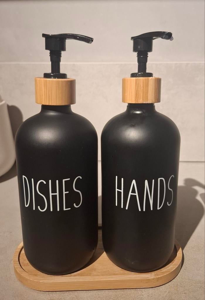 Mat zwart set voor vloeibare handzeep en voor afwasmiddel, Ophalen of Verzenden, Zo goed als nieuw, Zwart, Glas