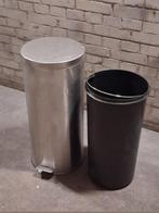 Te koop, Ikea prullenbak met pedaal functie., Ophalen, Metaal, Met pedaal