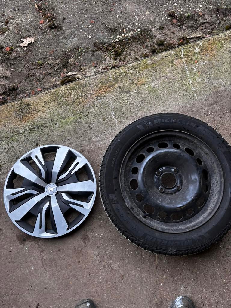 Winterbanden Michelin Alpin 6&7 195/55 R16, Auto-onderdelen, Banden en Velgen, Ophalen, 16 inch, Winterbanden, Band(en)