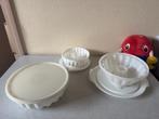 Z.G.A.N. 3 verschillende maten puddingvormen van TUPPERWARE, Ophalen of Verzenden, Zo goed als nieuw, Wit, Overige typen