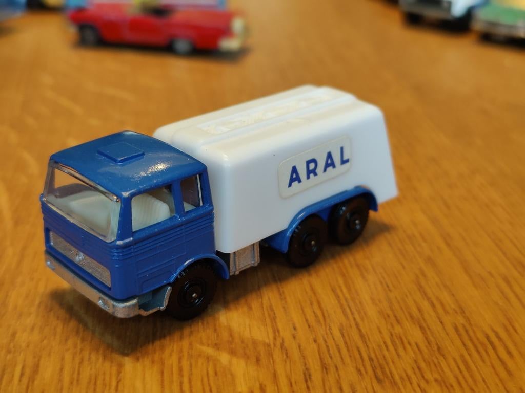 Efsi Mercedes Tankwagen ARAL, Ophalen of Verzenden, Zo goed als nieuw, Bus of Vrachtwagen