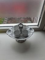 Antieke eierdopjes, Ophalen