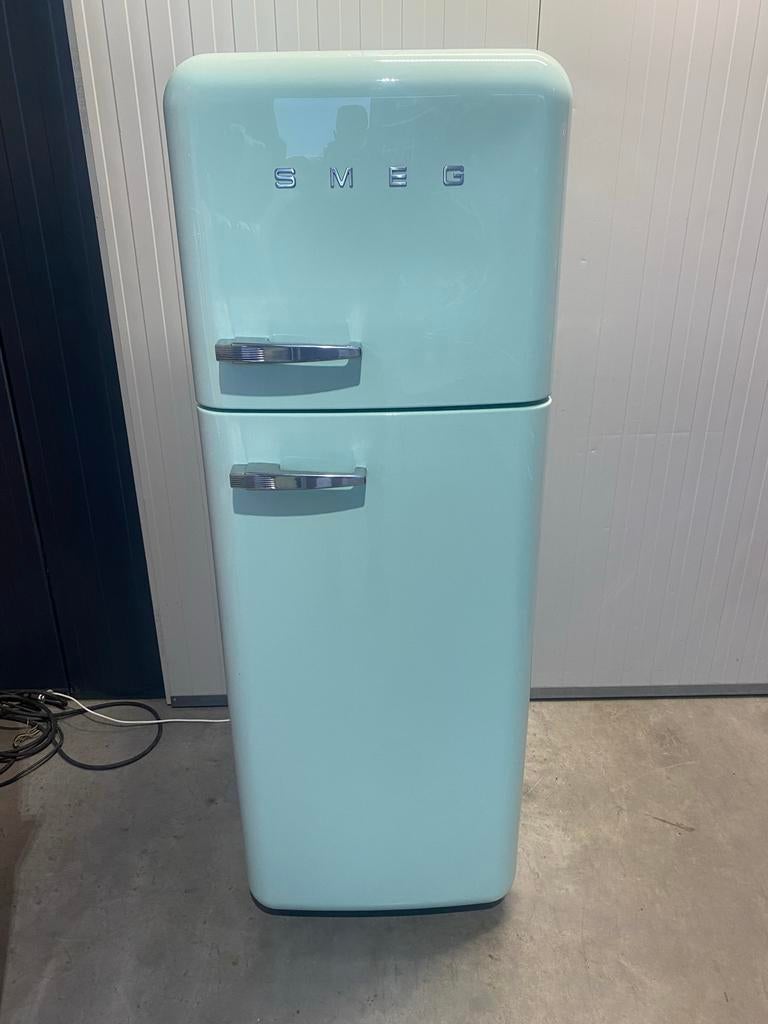 SMEG Koelkast met vriesvak - Mintgroen, Zo goed als nieuw, Witgoed en Apparatuur, Koelkasten en IJskasten, 150 tot 200 liter, Bella