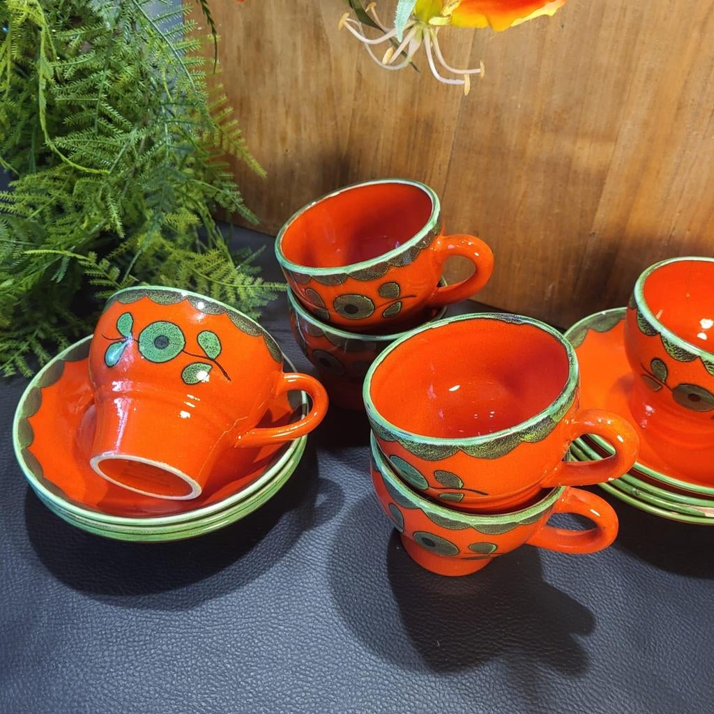 Oranje retro kop en schotel set - 6 kopjes, 7 schotels, Ophalen of Verzenden