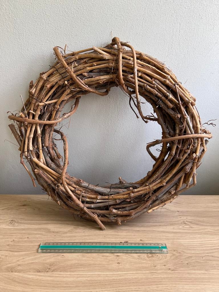 Krans van gevlochten takken, Ophalen, Gebruikt