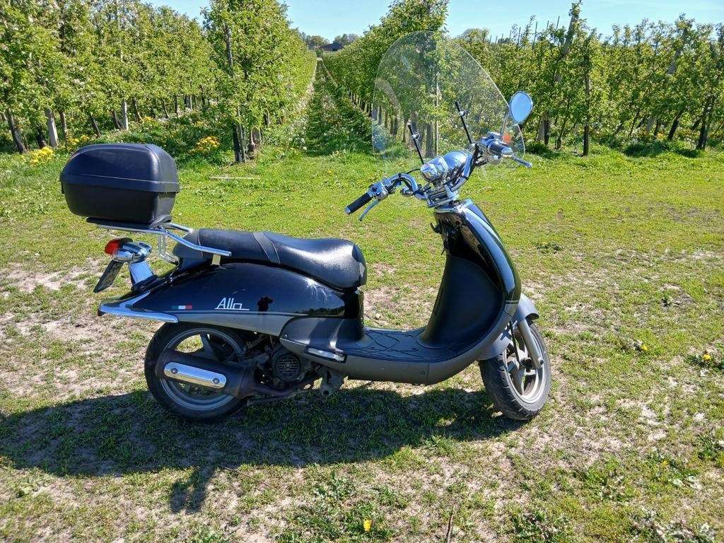 Te koop sym allo bromscooter, Ophalen, Benzine