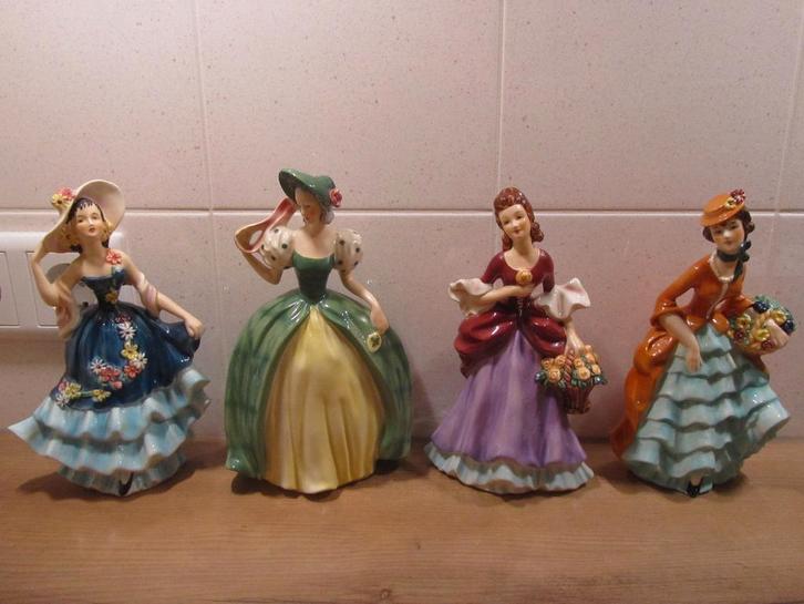 Goebel Beautiful Ladies of Fashion, Verzamelen, Beelden en Beeldjes, Zo goed als nieuw, Overige typen, Ophalen of Verzenden