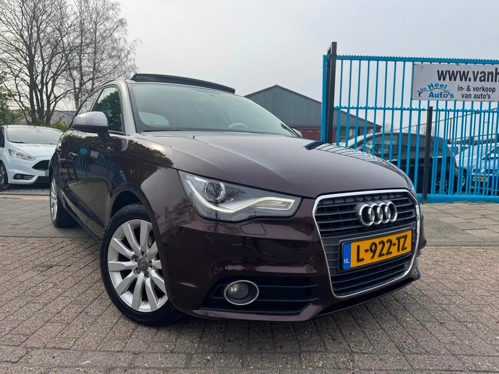 Audi A1 Sportback 1.2 TFSI A-C Elek Pakket Pano Xenon, Auto's, Voorwielaandrijving, Euro 5, 86 pk, Zwart