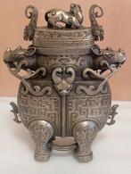 Chinese bronzen wierookbrander, Verzenden