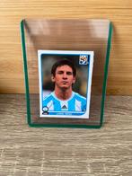 Panini sticker 2010 Lionel Messi, Ophalen of Verzenden, Gebruikt, Buitenlandse clubs, Poster, Plaatje of Sticker