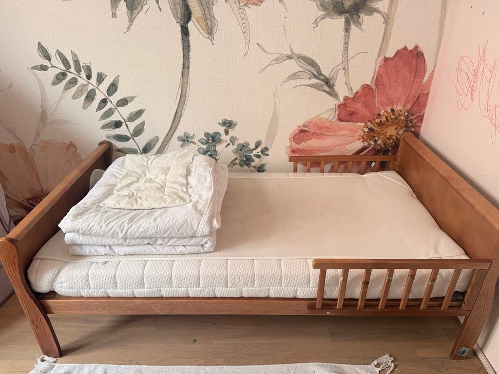 Woodies Peuterbed / Juniorbed inclusief matras, Kinderen en Baby's, Kinderkamer | Bedden, Zo goed als nieuw, 140 tot 160 cm, 70 tot 85 cm