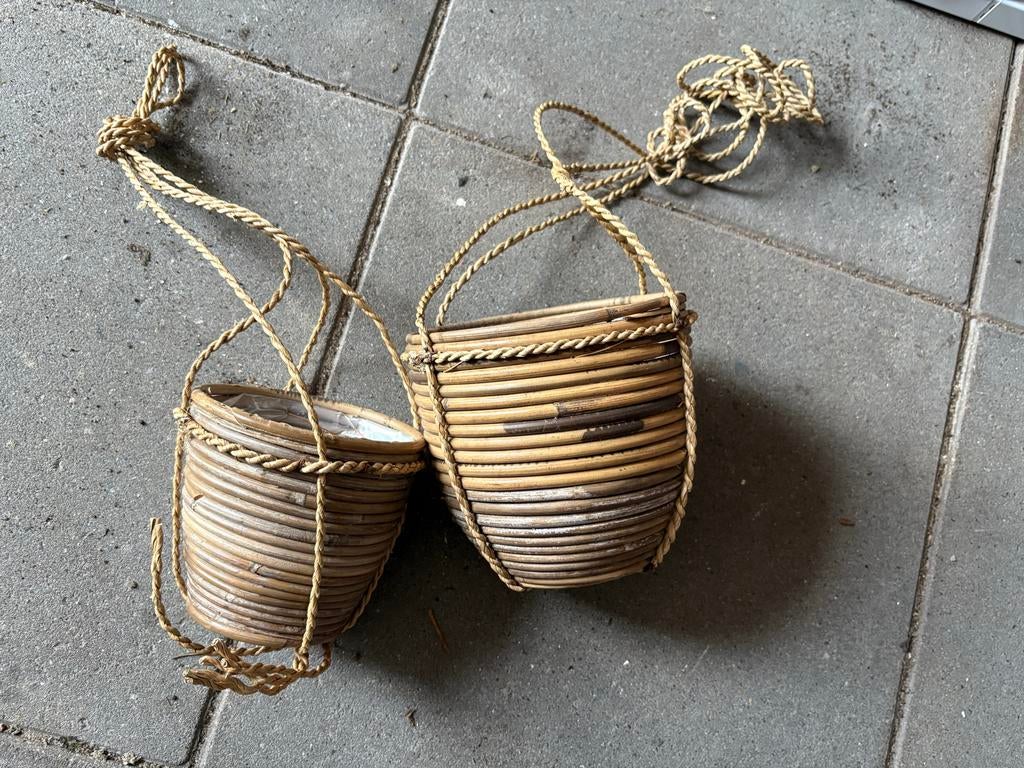 Hangpotten 2 stuks rotan, Overige materialen, Gebruikt, Rond, Ophalen of Verzenden