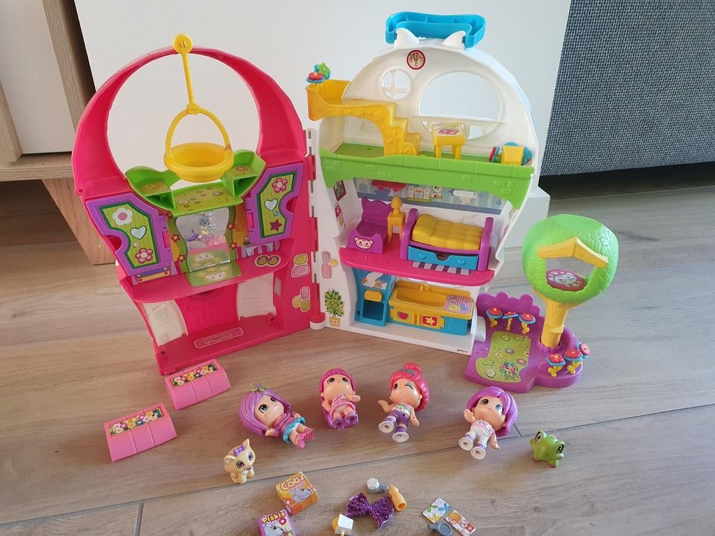 Pinypon piny pon huis met accessoires, Ophalen of Verzenden, Zo goed als nieuw, Overige typen