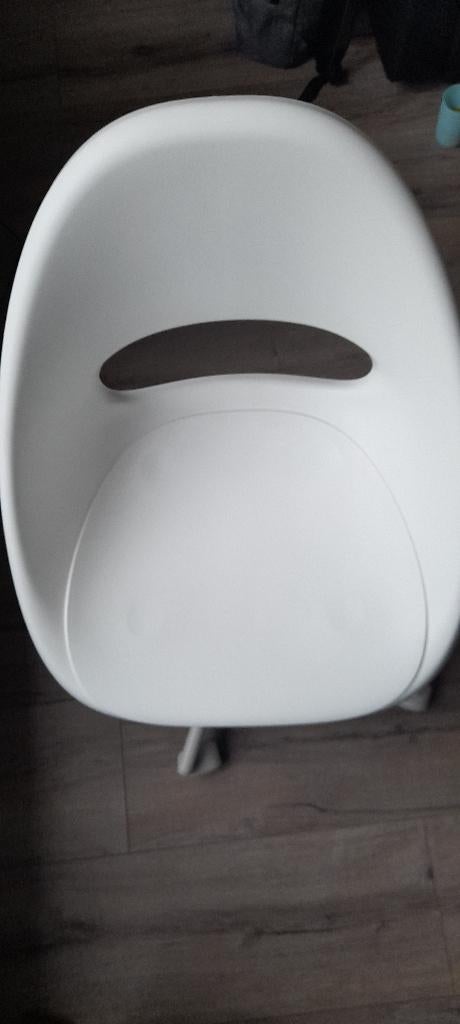 Logbert stoel Ikea, Ophalen, Kunststof, Wit, Zo goed als nieuw
