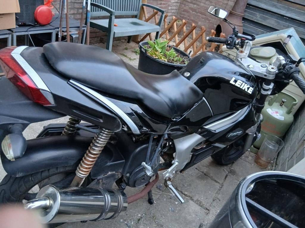 Bromscooter voor de liefhebber, Ophalen