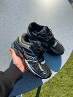 Saucony sneakers maat 41, Ophalen of Verzenden, Gedragen, Zwart, Sneakers of Gympen