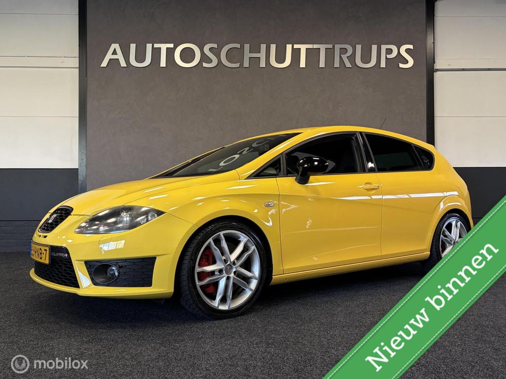 Seat Leon 2.0 TFSI Cupra 240 PK / Schaalstoelen / Carplay /, Voorwielaandrijving, Stof, Gebruikt, Zwart