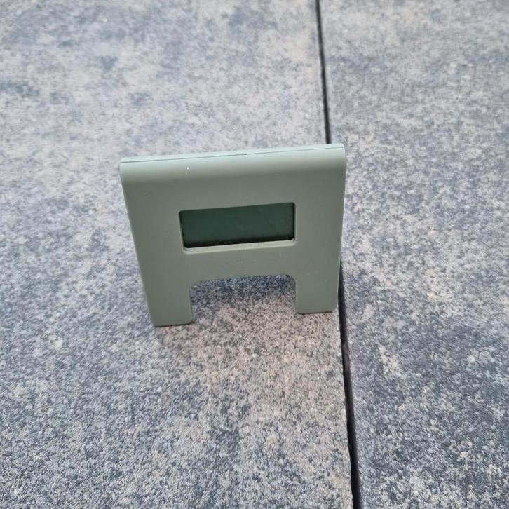 IKEA KUPONG Digitale Wekker/Tafelklok - Groen, Huis en Inrichting, Woonaccessoires | Klokken, Gebruikt, Wekker of Tafelklok, Digitaal