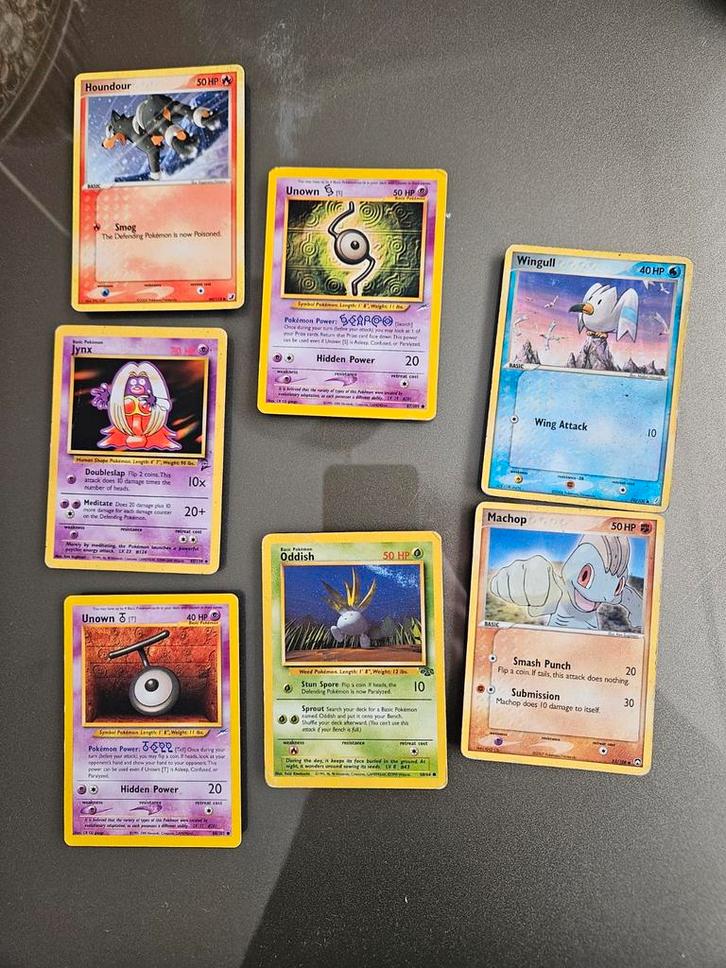 Lotje Vintage Pokémon Kaarten - Houndour, Unown, Jynx, Hobby en Vrije tijd, Verzamelkaartspellen | Pokémon, Gebruikt, Meerdere kaarten