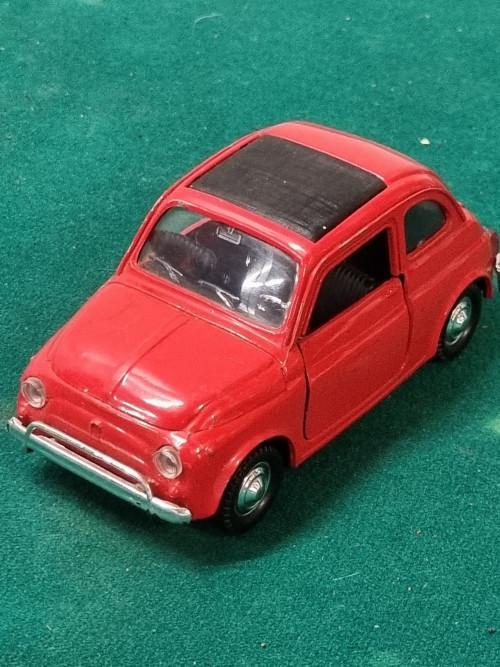 modelauto fiat 500L polistil, Hobby en Vrije tijd, Modelauto's | Overige schalen, Ophalen of Verzenden, 'T Olde Gre-j, Info@toldegrej.nl