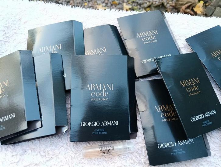 Armani Code Profumo 10x1.2ml - Zeldzaam!, Sieraden, Tassen en Uiterlijk, Uiterlijk | Parfum, Ophalen of Verzenden