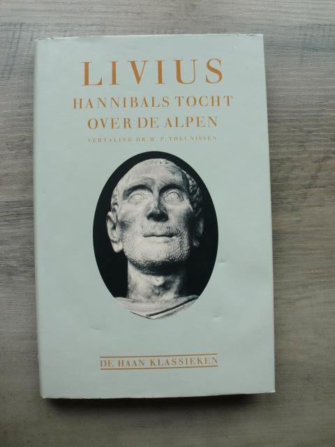 Livius - Hannibals tocht over de Alpen, Ophalen of Verzenden, Zo goed als nieuw