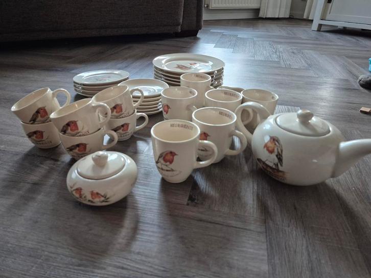 Compleet servies Redbreast/Roodborst JET by ter Steege., Huis en Inrichting, Keuken | Servies, Gebruikt, Overige typen, Overige stijlen