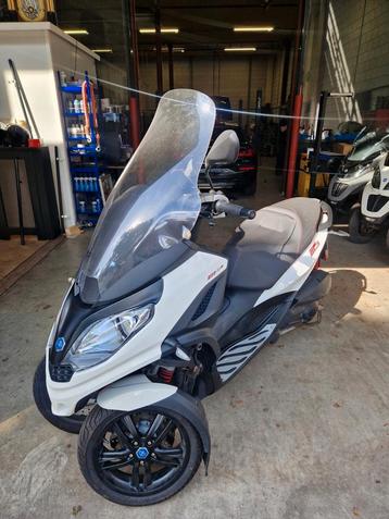 Piaggio Mp3 300HPE Sport ABS 2022 beschikbaar voor biedingen