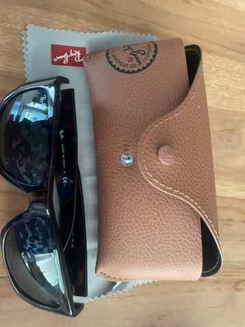 Rayban zonnebril nieuw beschikbaar voor biedingen