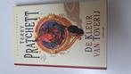 Pratchett, Terry : Schijfwereld 2)De kleur van toverij HC ZG, Ophalen of Verzenden, Zo goed als nieuw, Terry Pratchett