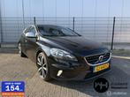 Volvo V40 2.0 D2 Summum R Design Euro 6 NAP NAVI LEER, Auto's, Volvo, Voorwielaandrijving, Gebruikt, Euro 6, 4 cilinders