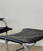 Strässle fauteuil met hocker model 1127, Gebruikt, Metaal, Ophalen