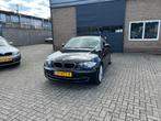 BMW 1-serie 118i Business Line//Nette auto*, 1-Serie, 65 €/maand, Zwart, Origineel Nederlands