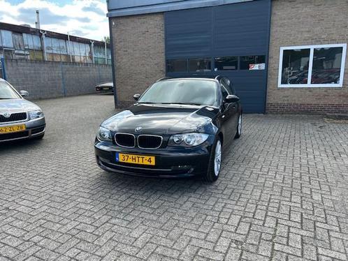 BMW 1-serie 118i Business Line//Nette auto*, Auto's, BMW, Bedrijf, Te koop, 1-Serie, ABS, Airbags, Airconditioning, Boordcomputer
