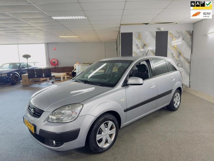 Kia Rio 1.4 LXE Apk NieuwAutomaat,Airco,E-Ramen,Weinig km's,, Auto's, Kia, Bedrijf, Te koop, Rio, ABS, Airbags, Airconditioning