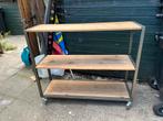 Mooie Industriële kast / stellingkast. Verrijdbaar, Ophalen, Zo goed als nieuw